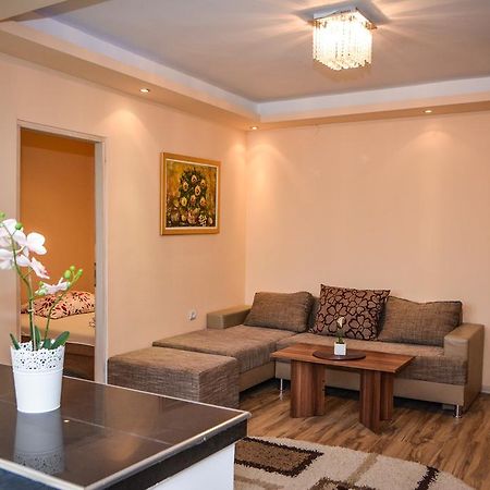 Apartment Ruza Kladovo Luaran gambar