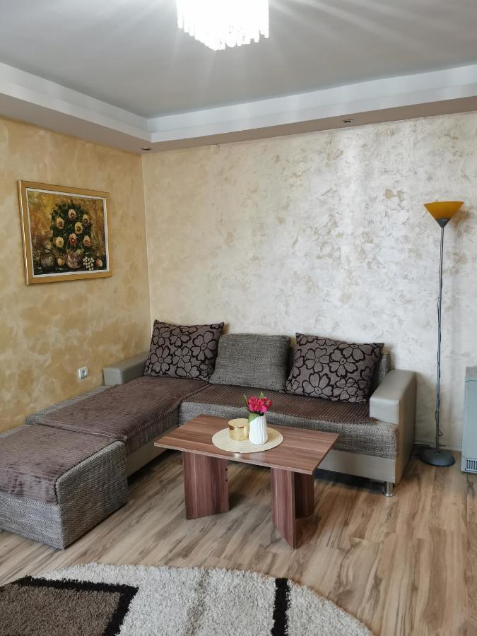 Apartment Ruza Kladovo Luaran gambar