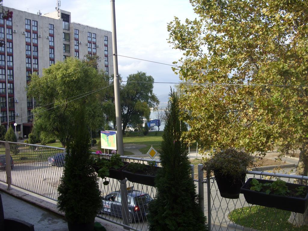 Apartment Ruza Kladovo Luaran gambar