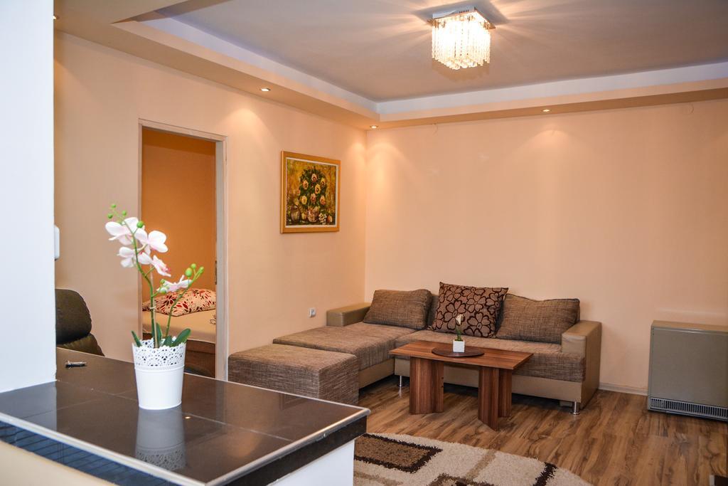 Apartment Ruza Kladovo Luaran gambar